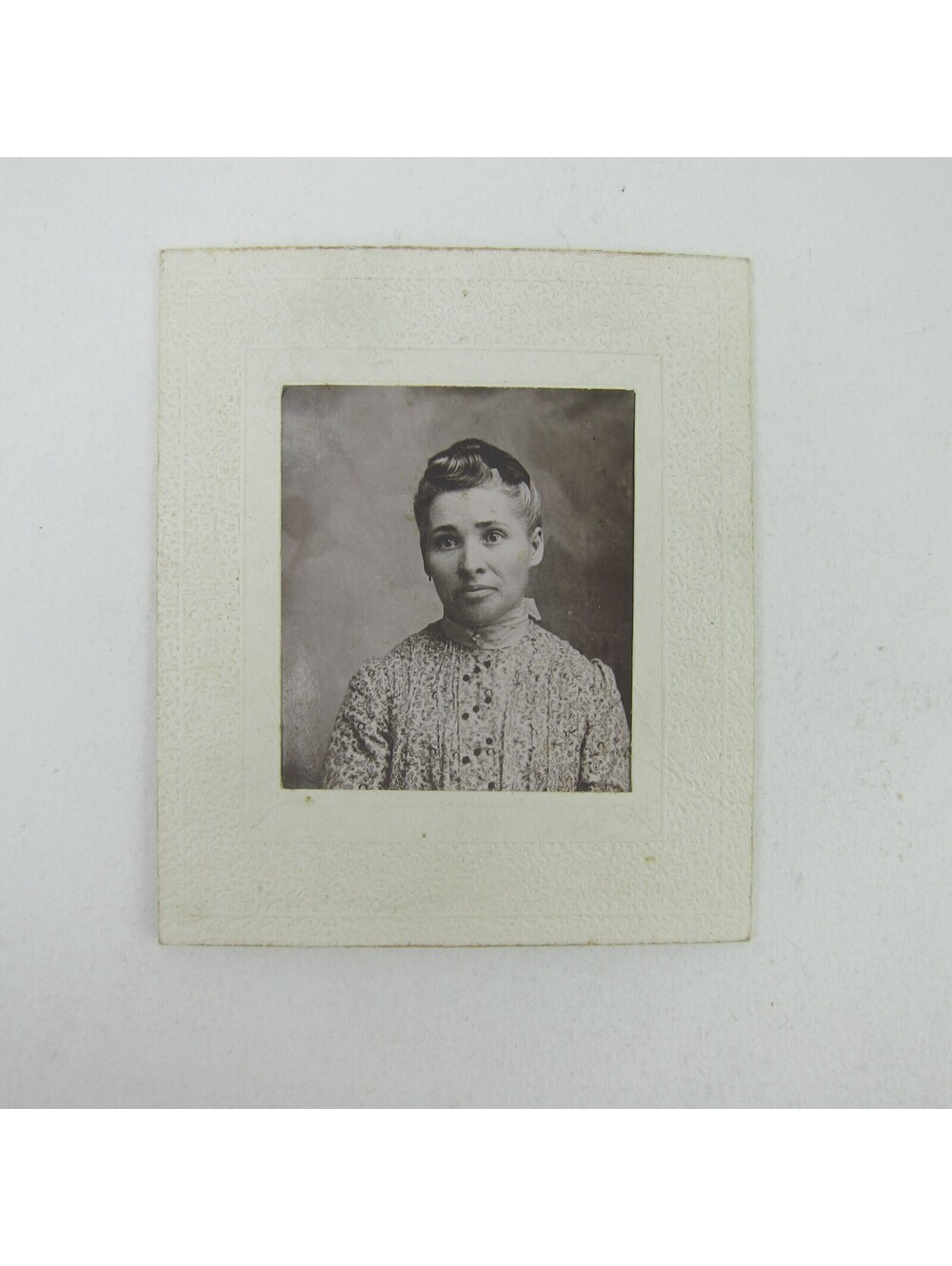 Photograph Card Woman in Patterned Dress Hair Updo Antique 1880s Fashion